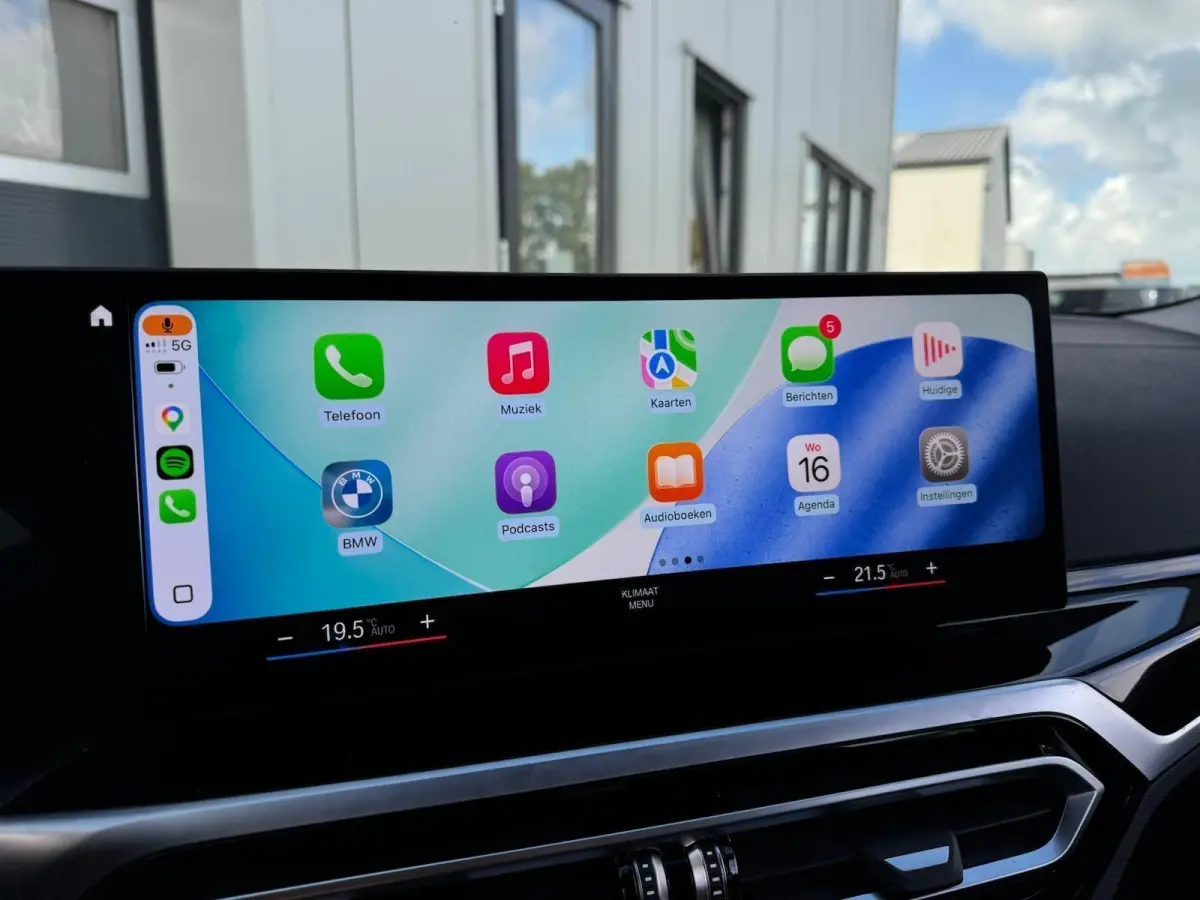 eDrive40 High Executive 84 kWh | half Leder | Camera | Full LED | CarPlay | DAB+ | Cruise | Climate | Navigatie