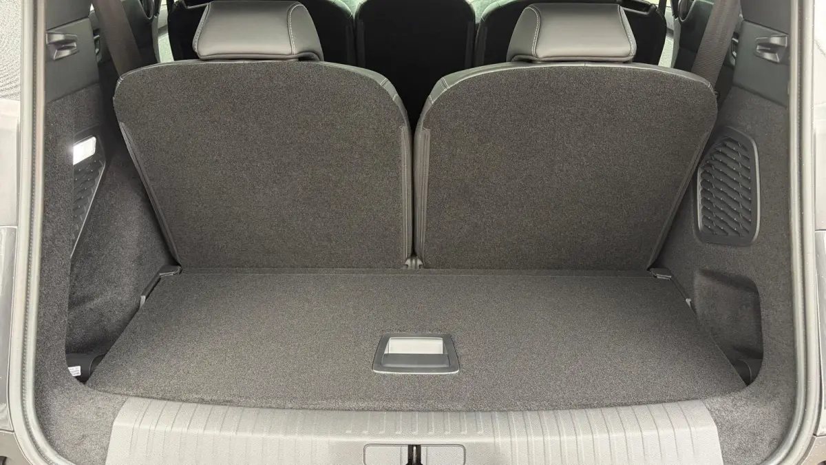 GT | Adaptieve cruise control met Stop&Go functie | LED 3D-achterlichten | Pack Safety Plus