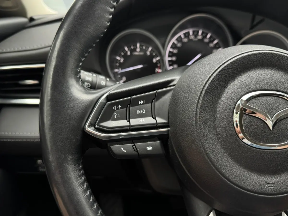 2.0 SkyActiv-G 165 Business Automaat | Leder | Adaptive cruise | 360 camera | Carplay | LED | DAB | Trekhaak