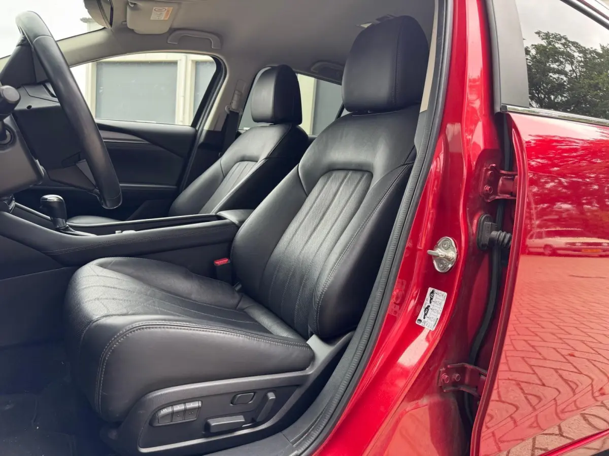 2.0 SkyActiv-G 165 Business