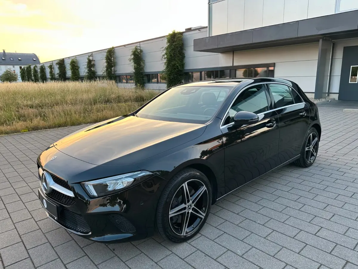 250e ** MULTIBEAM LED, PANO, HALF-LEDER, MEMORY, VERW. ST, 18-inch LMV ** 1e EIG - UNFALLFREI ** ** INFORMEER OOK NAAR ONZE AANTREKKELIJKE FINANCIAL-LEASE TARIEVEN **