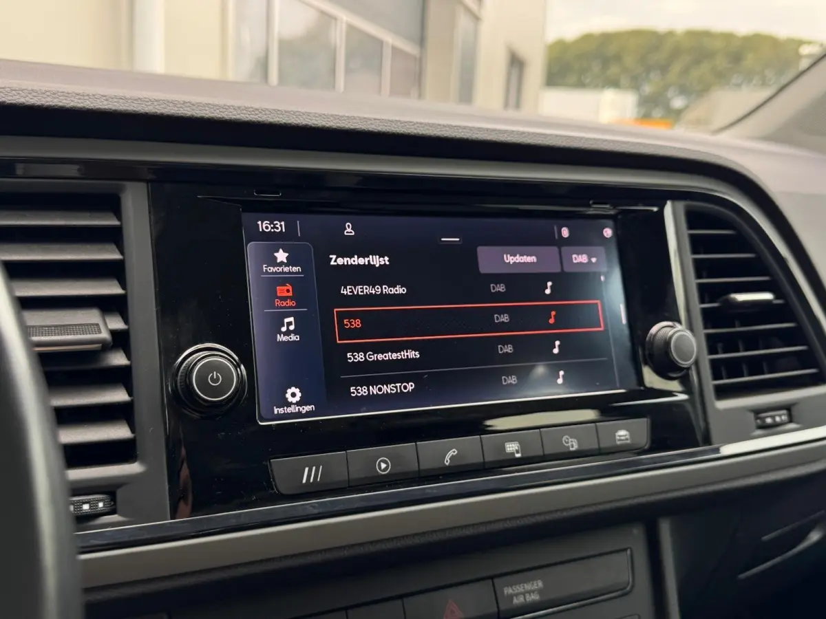 1.0 TSI Style | LED | CarPlay | Navigatie | Climate | Cruise