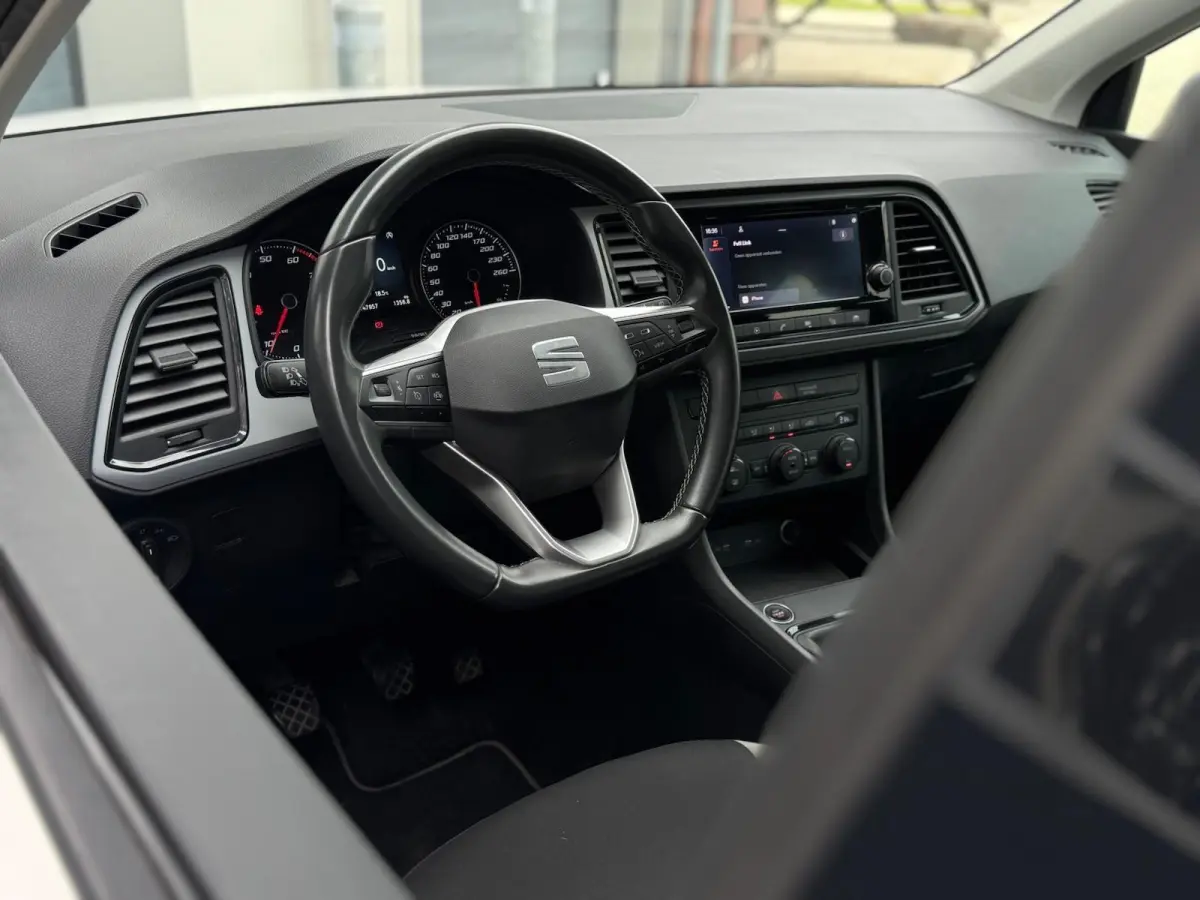1.0 TSI Style | LED | CarPlay | Navigatie | Climate | Cruise
