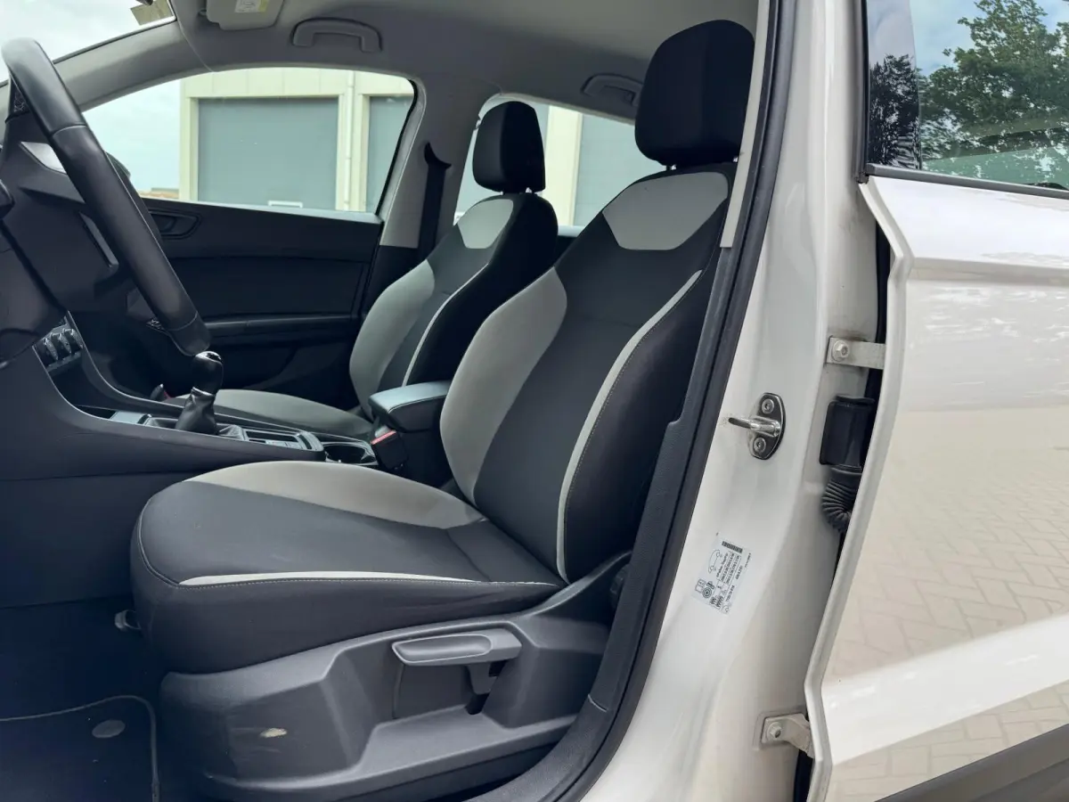 1.0 TSI Style | LED | CarPlay | Navigatie | Climate | Cruise