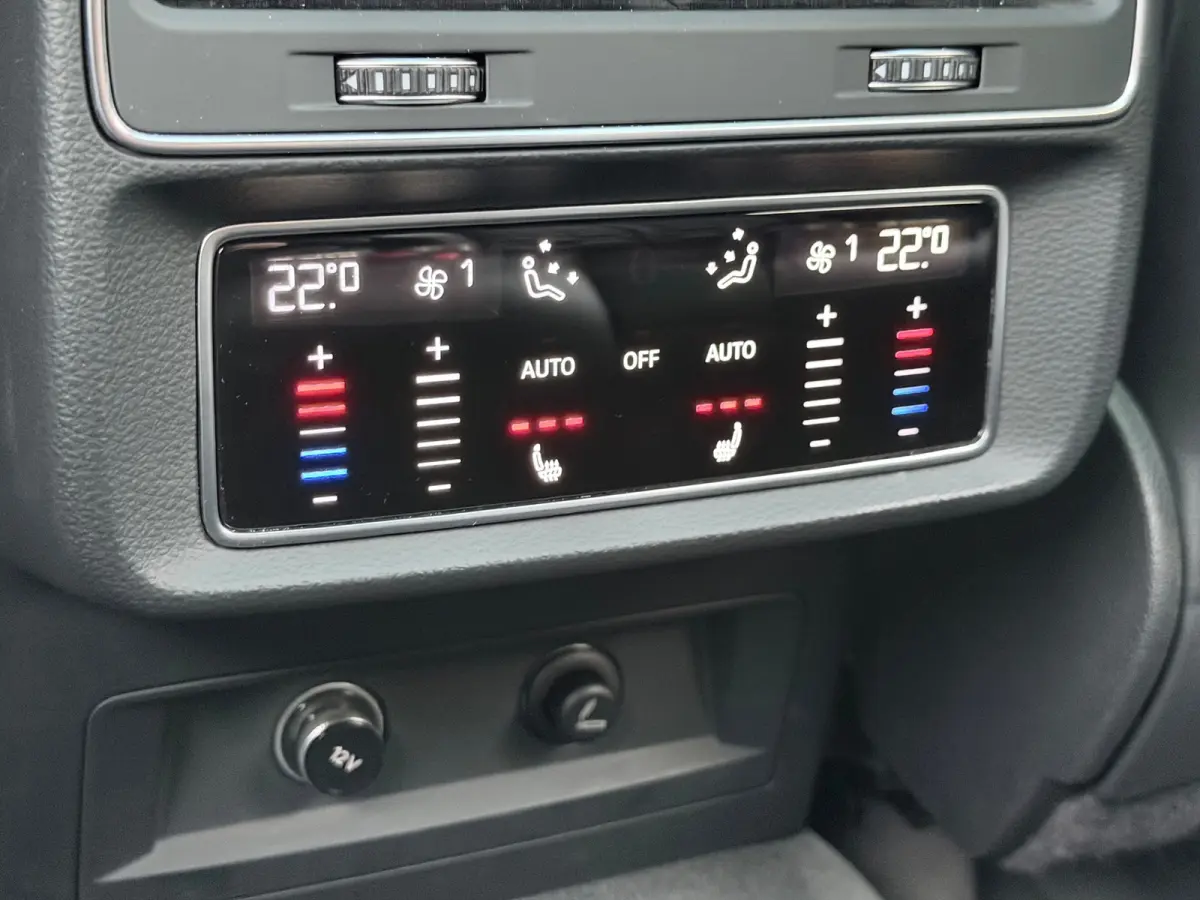 RSQ8 4.0 TFSI quattro Carbon/Keramisch/HuD