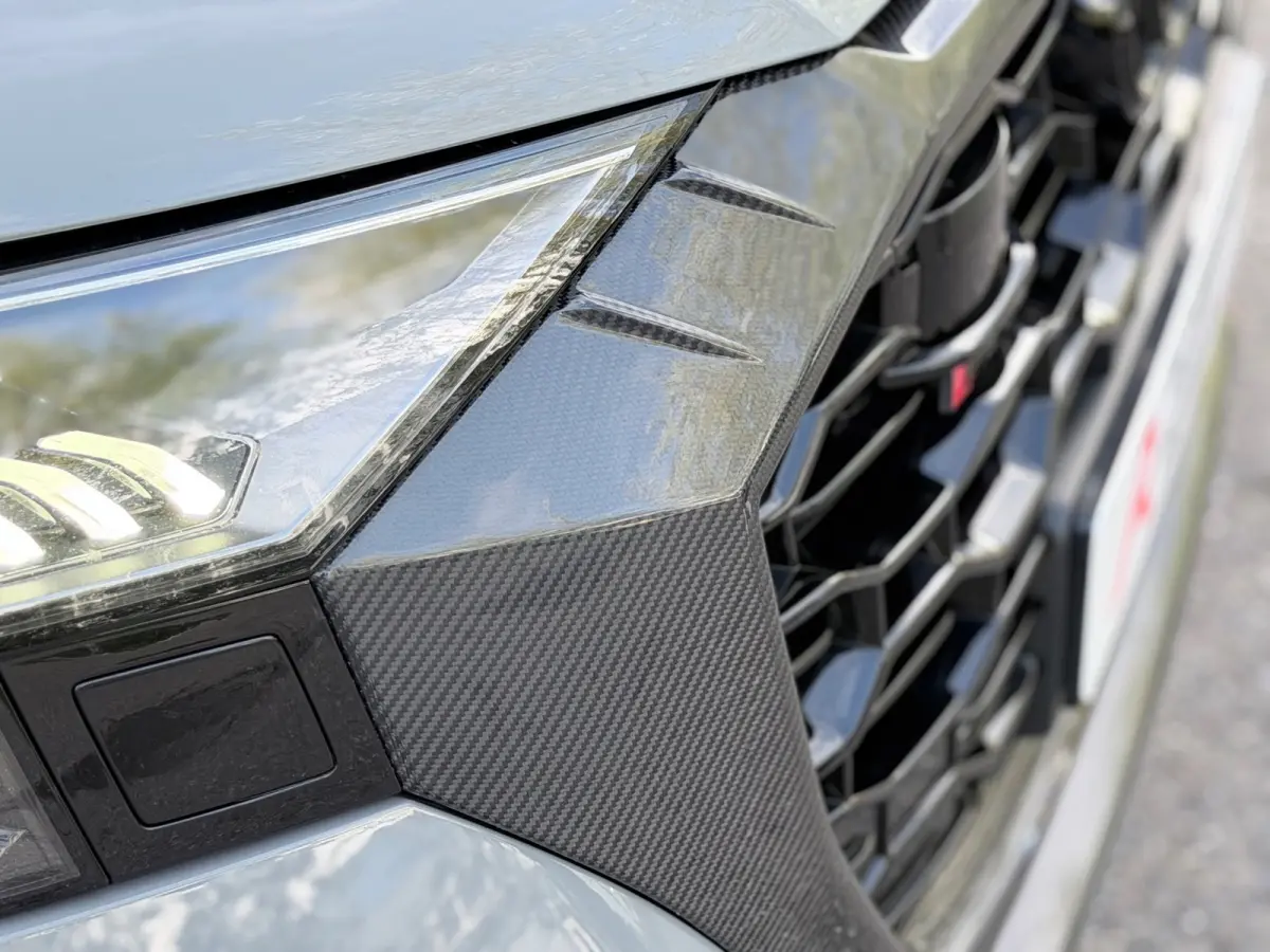 RSQ8 4.0 TFSI quattro Carbon/Keramisch/HuD