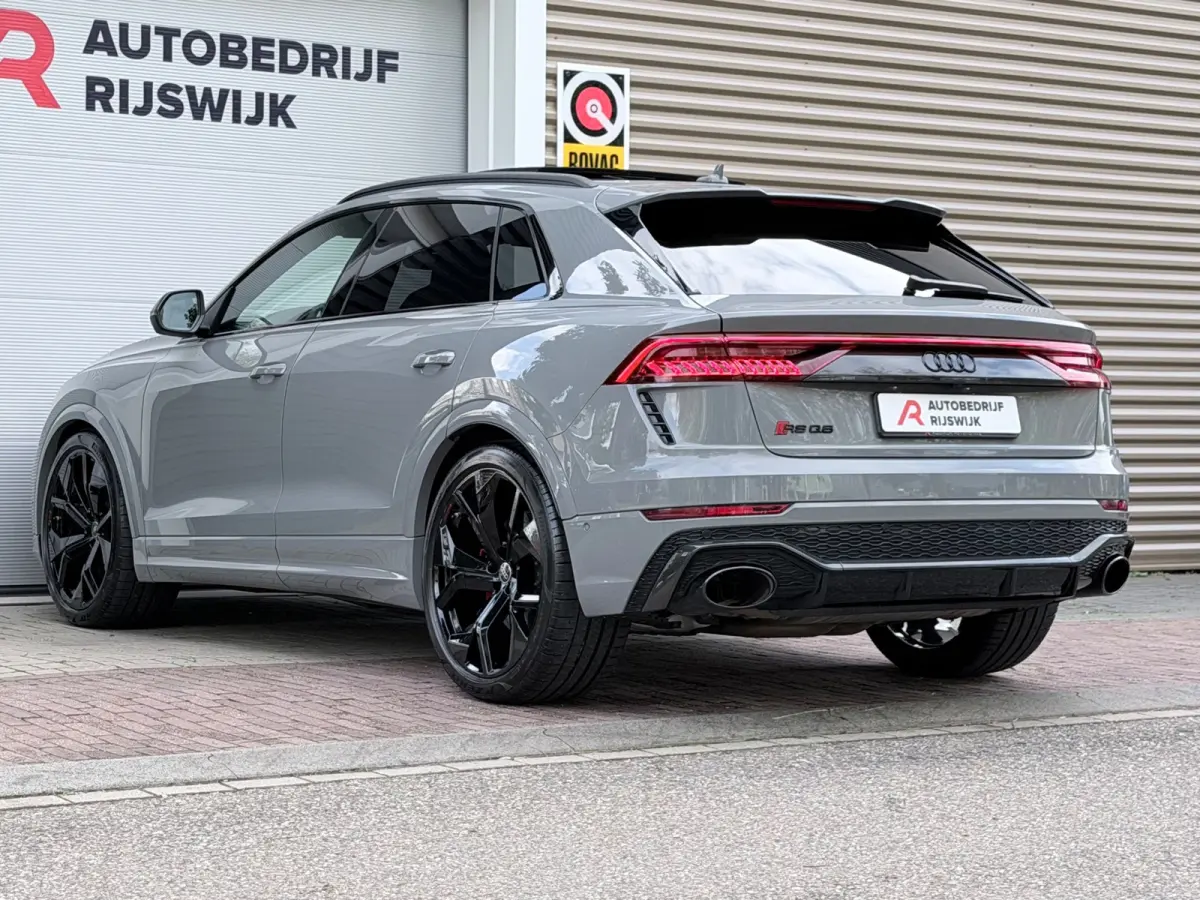 RSQ8 4.0 TFSI quattro Carbon/Keramisch/HuD