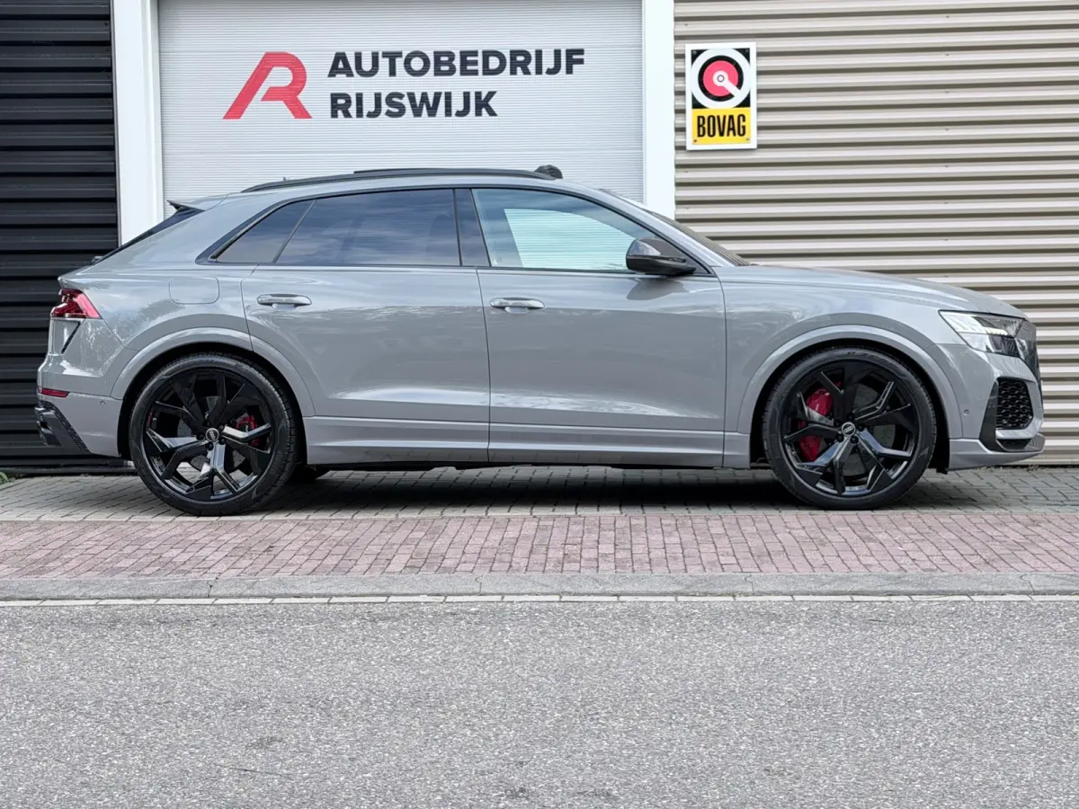 RSQ8 4.0 TFSI quattro Carbon/Keramisch/HuD