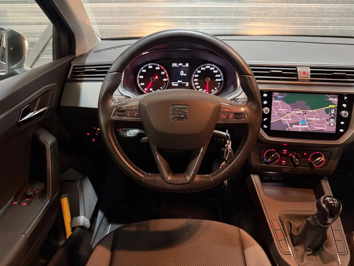 1.0 TSI Style Business Intense NAVI/CARPLAY/CRUISE/CAMERA/PDC/ACC/FRONT-ASSIST/VDOH/12-MND-GARANTIE
