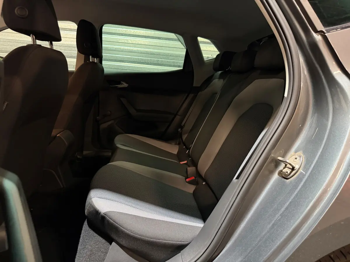 1.0 TSI Style Business Intense NAVI/CARPLAY/CRUISE/CAMERA/PDC/ACC/FRONT-ASSIST/VDOH/12-MND-GARANTIE