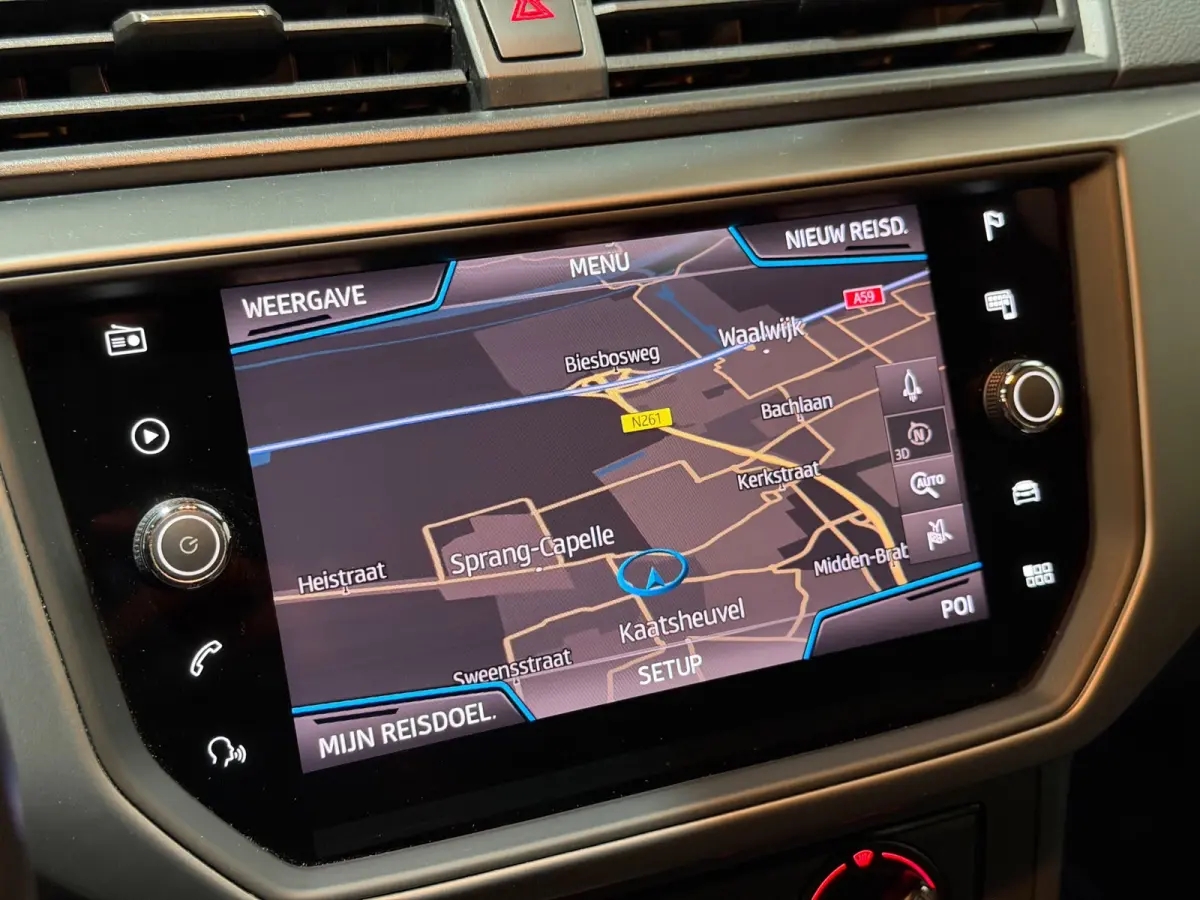 1.0 TSI Style Business Intense NAVI/CARPLAY/CRUISE/CAMERA/PDC/ACC/FRONT-ASSIST/VDOH/12-MND-GARANTIE