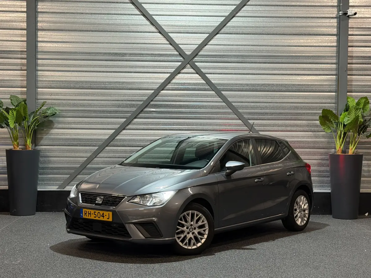 1.0 TSI Style Business Intense NAVI/CARPLAY/CRUISE/CAMERA/PDC/ACC/FRONT-ASSIST/VDOH/12-MND-GARANTIE