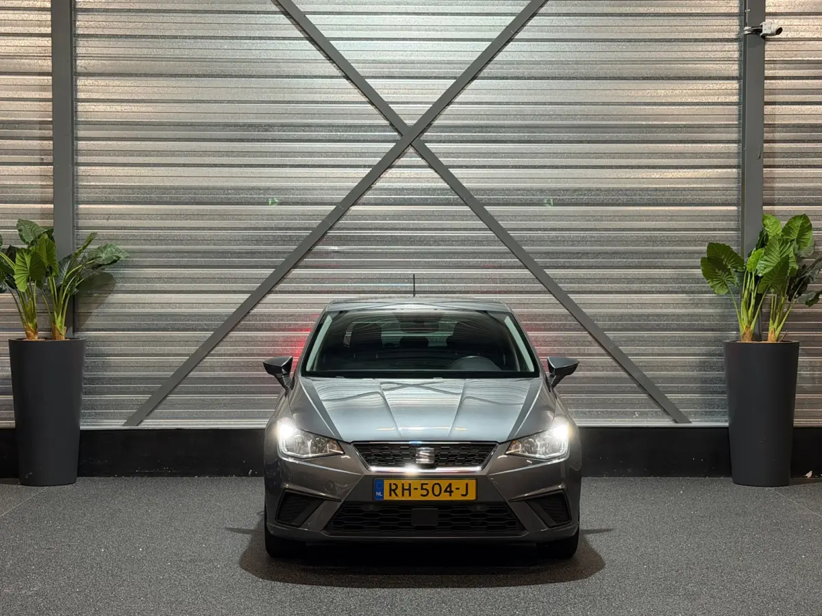 1.0 TSI Style Business Intense NAVI/CARPLAY/CRUISE/CAMERA/PDC/ACC/FRONT-ASSIST/VDOH/12-MND-GARANTIE