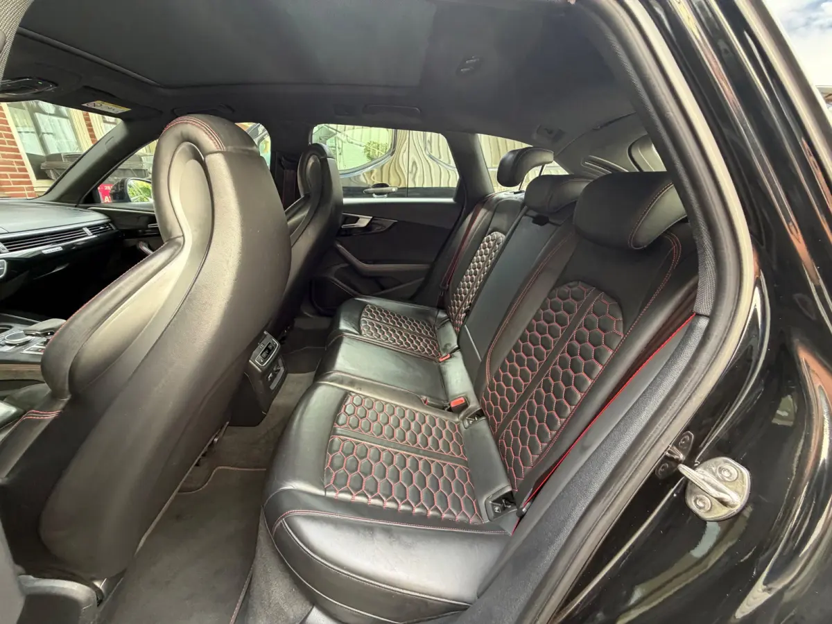 2.9 TFSI RS 4 quattro PANO.HUD.LEER.CLIMA.B&O.VOLL!