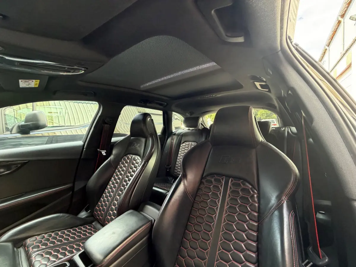 2.9 TFSI RS 4 quattro PANO.HUD.LEER.CLIMA.B&O.VOLL!