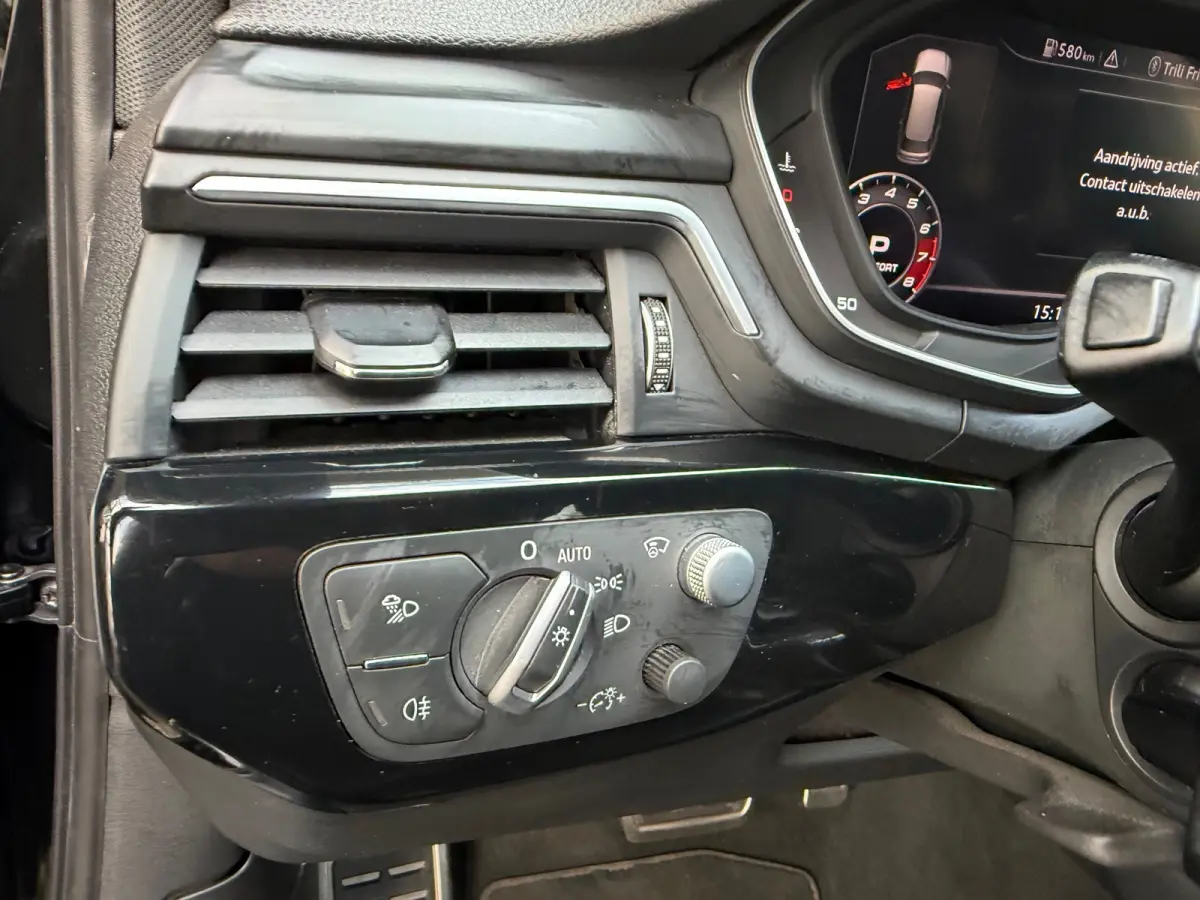 2.9 TFSI RS 4 quattro PANO.HUD.LEER.CLIMA.B&O.VOLL!