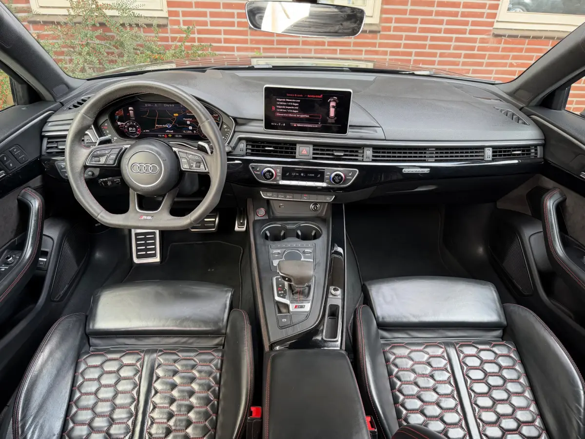 2.9 TFSI RS 4 quattro PANO.HUD.LEER.CLIMA.B&O.VOLL!