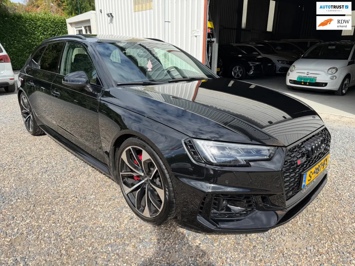 2.9 TFSI RS 4 quattro PANO.HUD.LEER.CLIMA.B&O.VOLL!