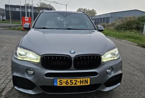 xDrive40e iPerformance