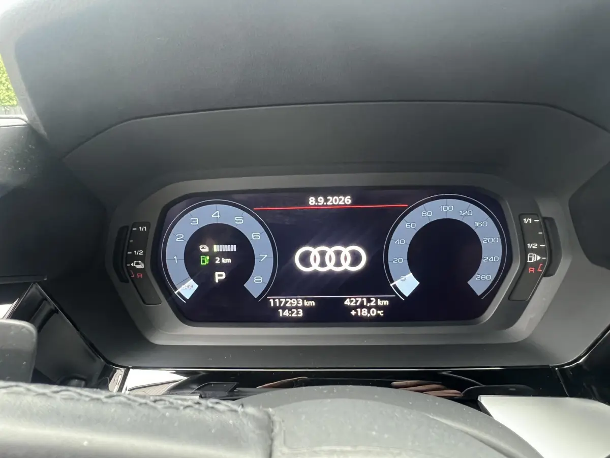 40 TFSI e Business edition 150 KW 204 pk Carplay Parkeerhulp