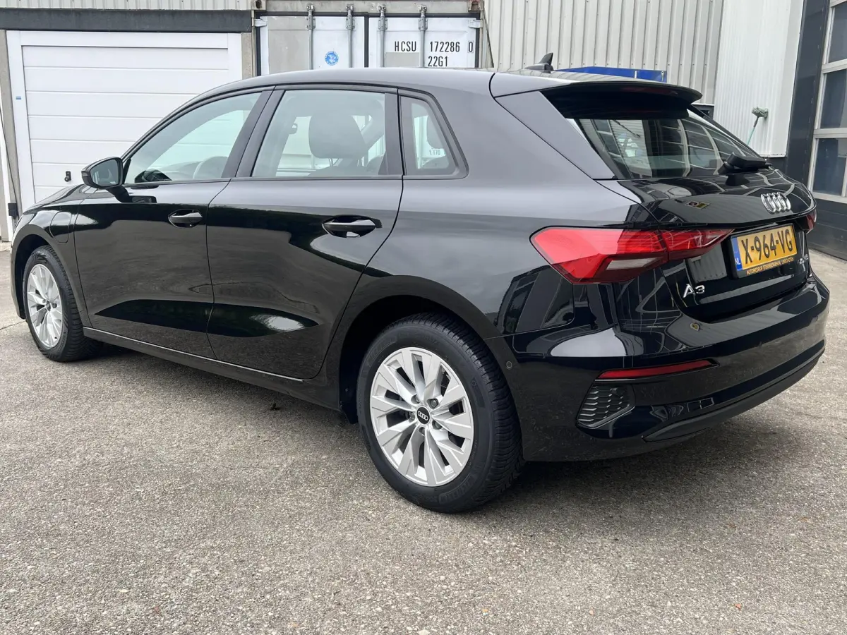 40 TFSI e Business edition 150 KW 204 pk Carplay Parkeerhulp
