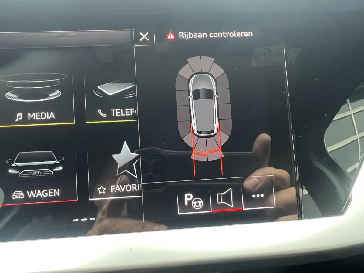 40 TFSI e Business edition 150 KW 204 pk Carplay Parkeerhulp