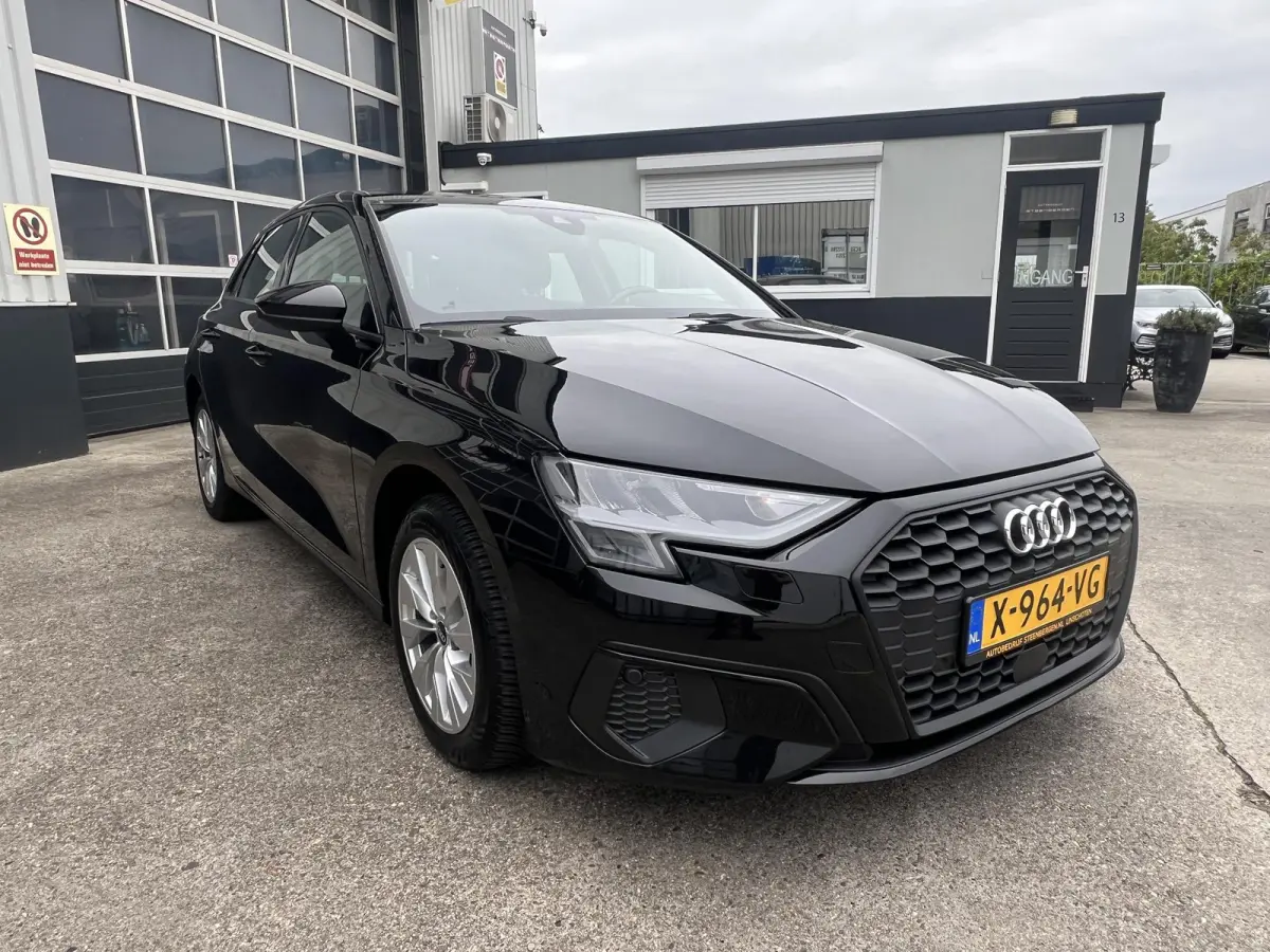 40 TFSI e Business edition 150 KW 204 pk Carplay Parkeerhulp