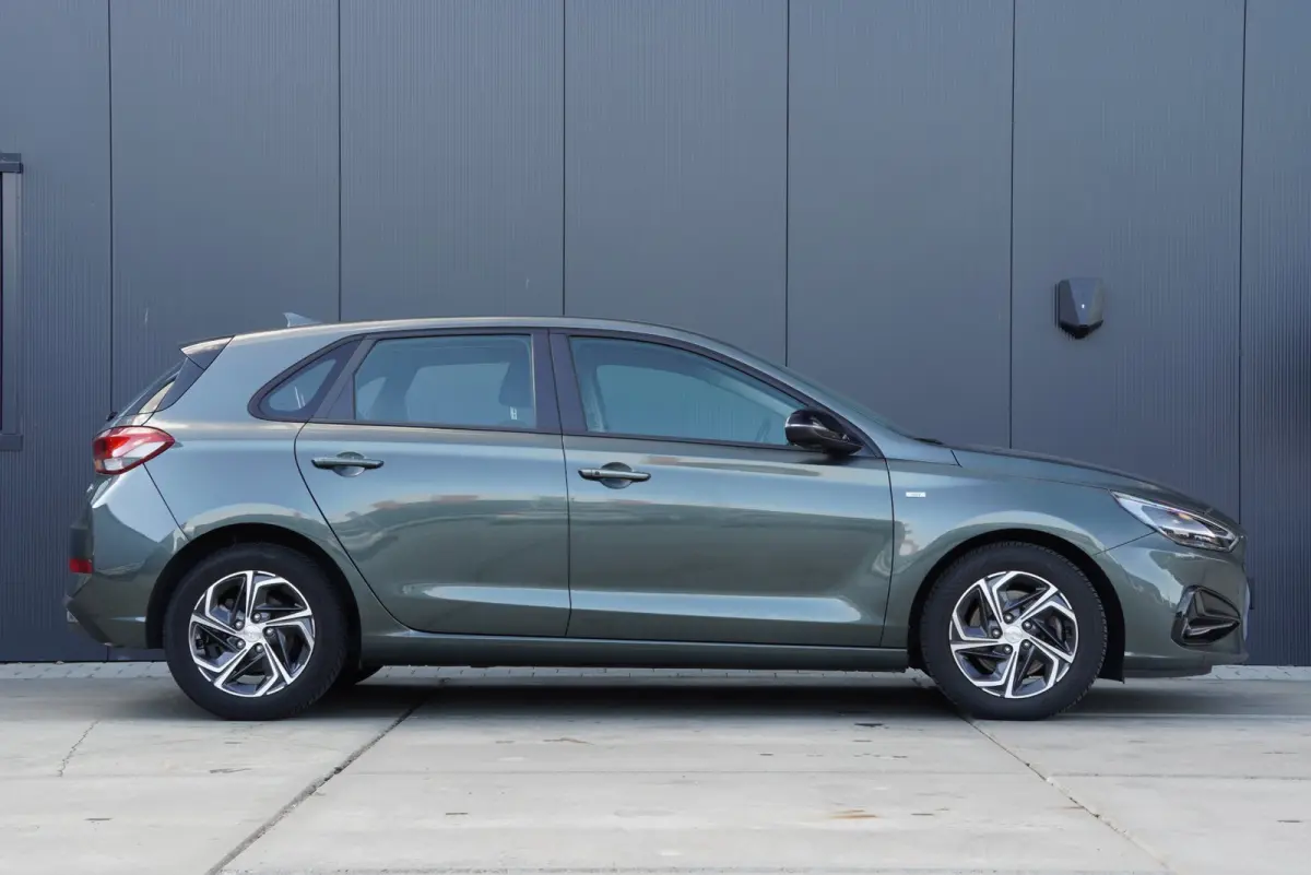 2021|1.0 T-GDi MHEV|Comfort Smart|Clima|CarPlay|Navi|Camera|Keyless|Cruise|DAB+|Parkeersensoren