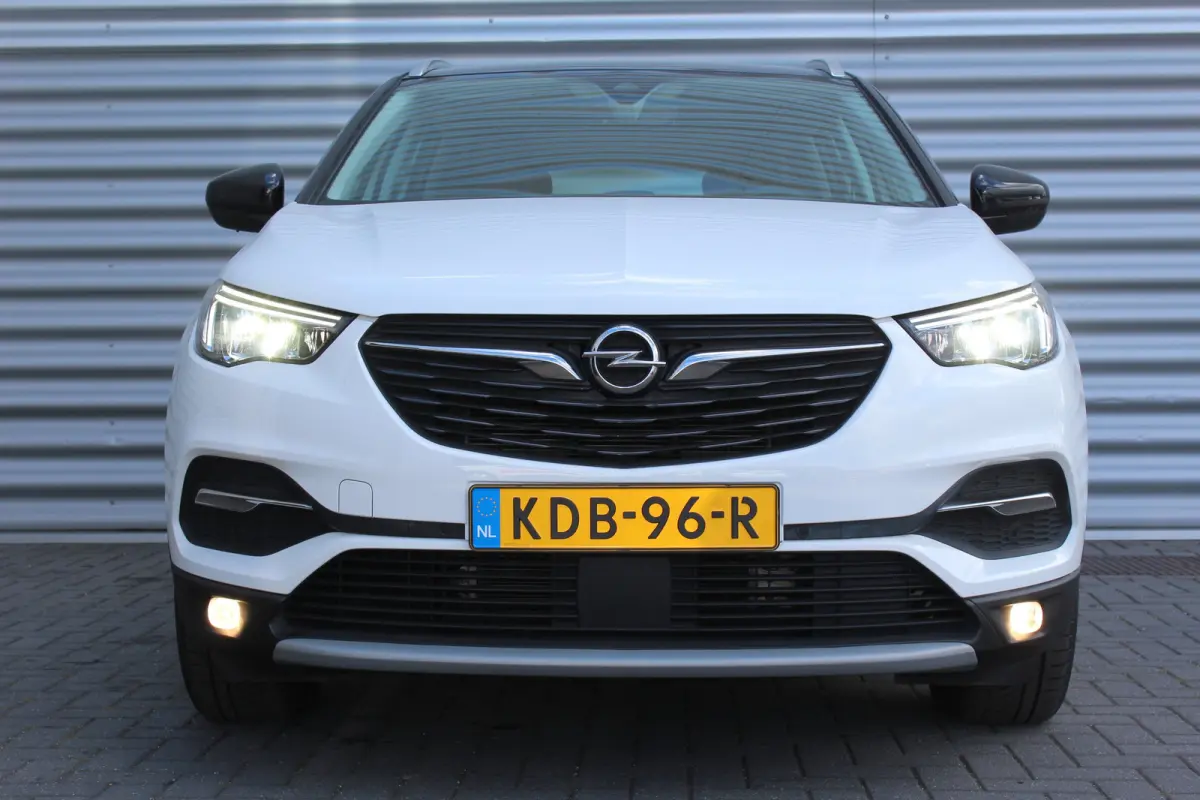 1.6 TURBO 225PK HYBRID ELEGANCE AUTOMAAT SOH 95% / NAVI / LEDER / CLIMA / FULL-LED / AGR / PDC / 18" LMV / CAMERA / KEYLESS / WINTERPAKKET !!
