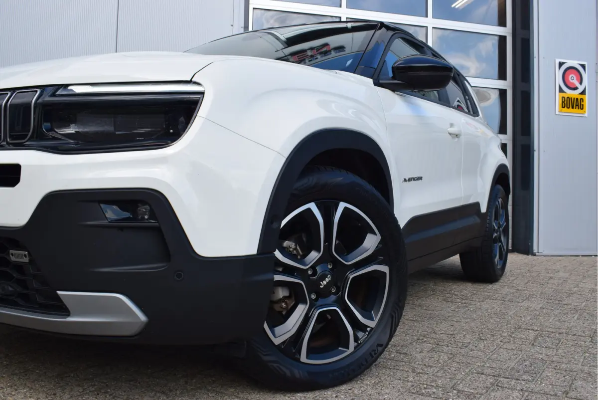 1.2 e-Hybrid Summit | NL-Auto | JBL | Leder | ACC | Elek. Kofferklep