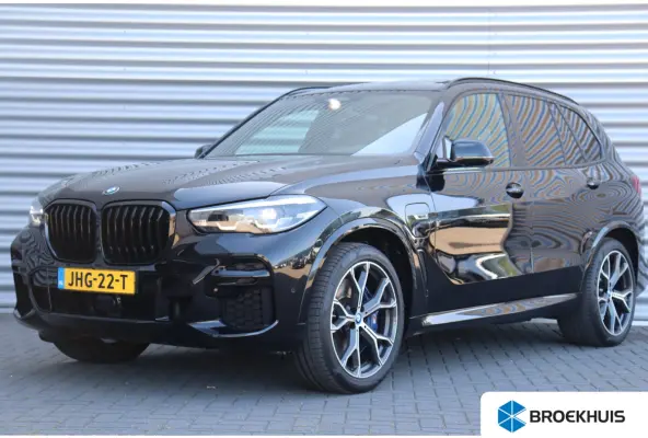XDRIVE45E 394PK HIGH EXECUTIVE M-SPORT AUTOMAAT SOH 100% / NAVI / LEDER / FULL-LED / CLIMA / 21" LMV / KEYLESS / 360 CAMERA / PANO. DAK / SOFT-CLOSE / LUCHTVERING / ORG. NL. / ADAPT. CRUISEC