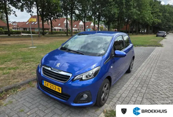 | Airco | Telefoon | Mistlampen | L.M. velgen | Achterbank in delen neerklapbaar | Airco | Airco (handmatig)