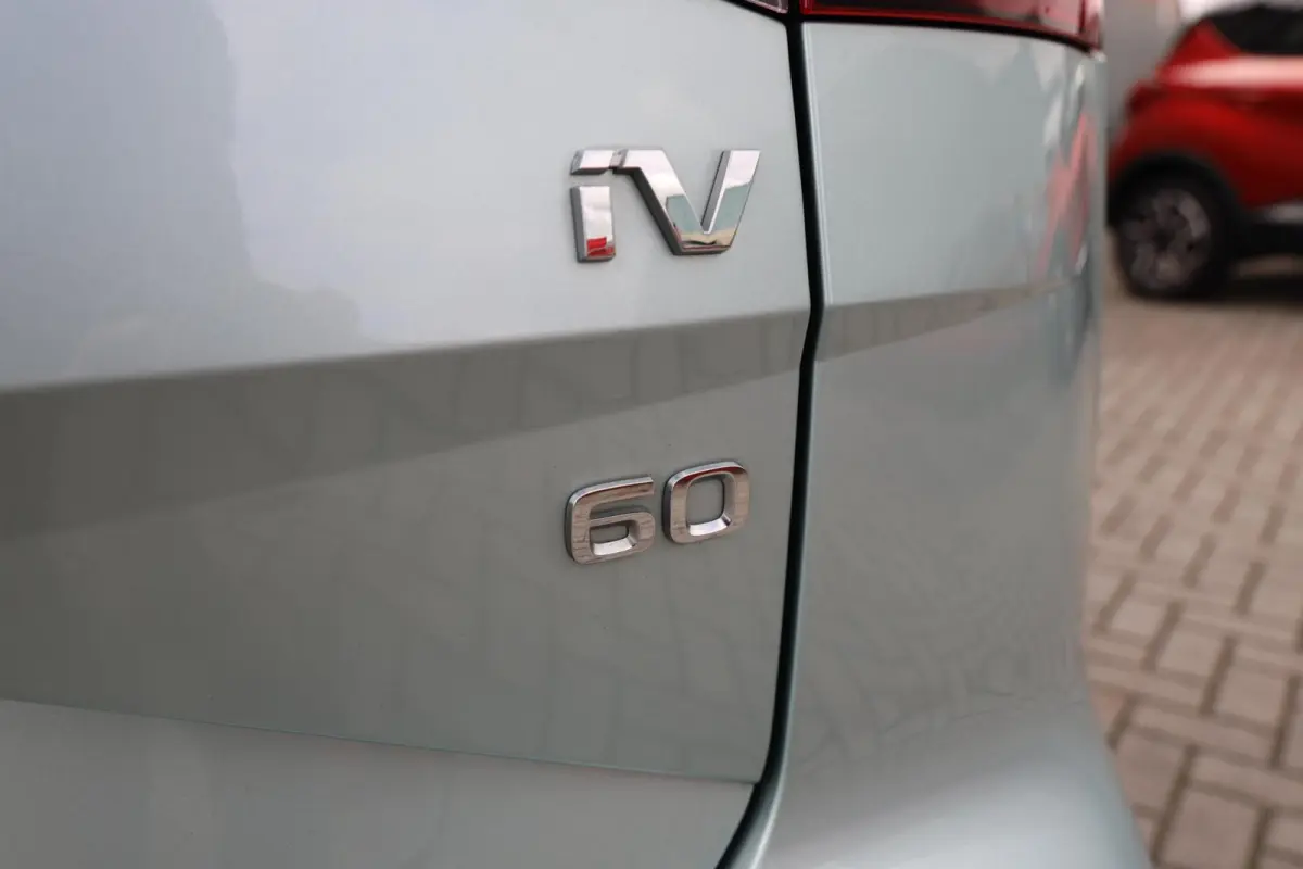 60|SOH 93%|Trekhaak|Apple Carplay+Android auto|Cruise|3-Fase