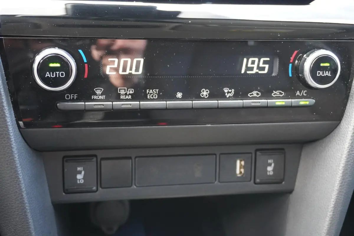 1.5 Hybrid 116pk Executive | Trekhaak | Stoelverwarming | Adaptive Cruise | Apple CarPlay/ Android Auto