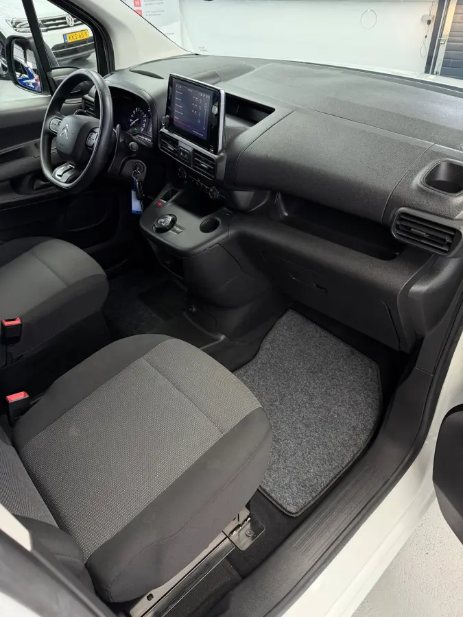 1.2 PureTech CarPlay Camera BTW