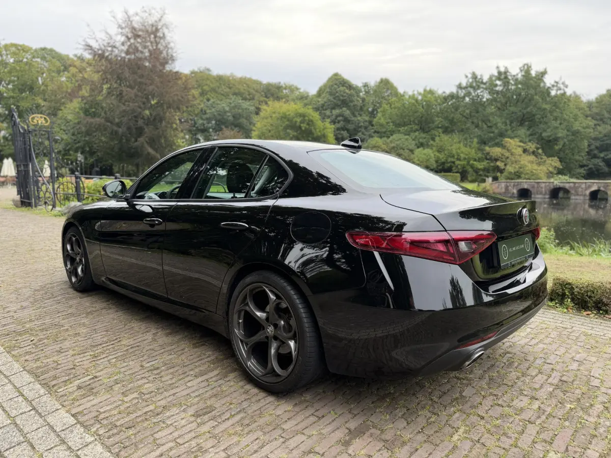 2.0T Business | 91.000KM | Navi | Nieuwe Service & APK | Geen Afleverkosten |