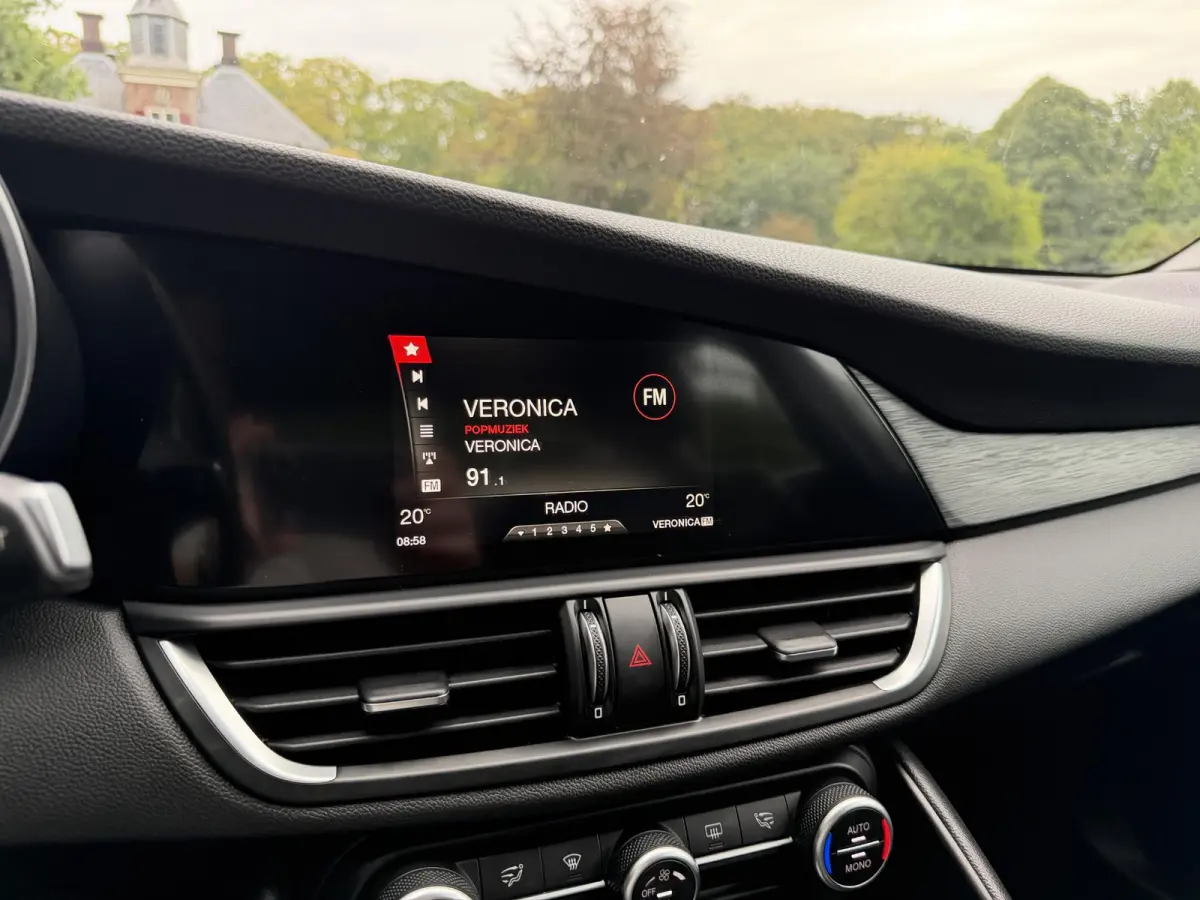 2.0T Business | 91.000KM | Navi | Nieuwe Service & APK | Geen Afleverkosten |