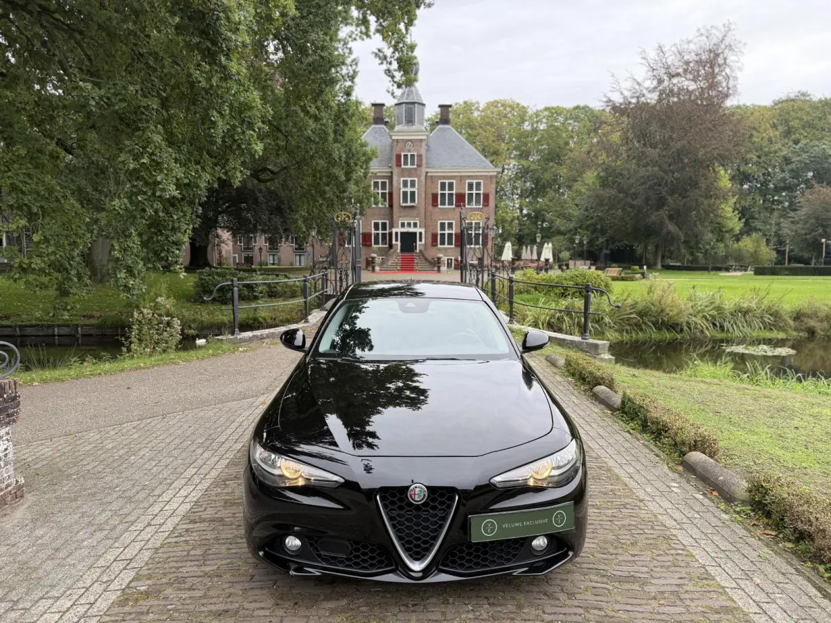 2.0T Business | 91.000KM | Navi | Nieuwe Service & APK | Geen Afleverkosten |
