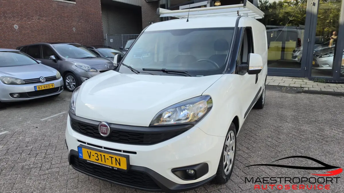 1.3 MJ EURO6 - Airco - Navi - Cruise - € € 6.950,-