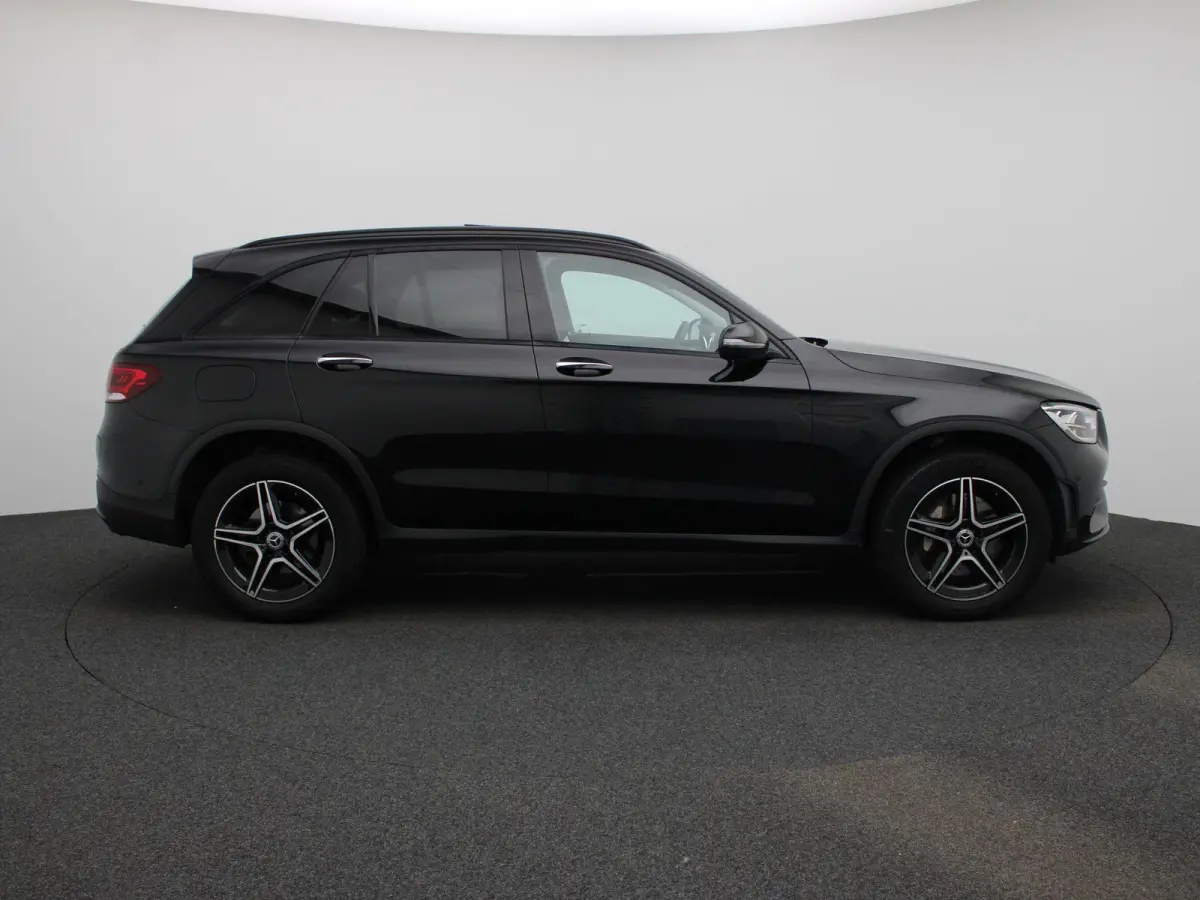 4MATIC Business Solution AMG | PANORAMDAK | 360 CAMERA | ELEKTRISCHE STOELVERSTELLING MET MEMORY | NAVIGATIE | KEY-LESS