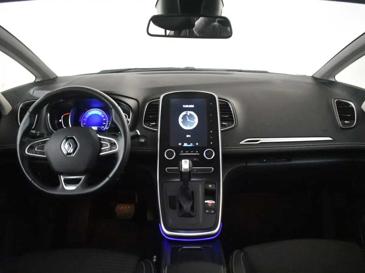 1.3 TCe Initiale Paris 163 PK AUTO | Trekhaak | Cruise contr | Keyless | Climate contr | Navigatie | Apple carplay Android auto | 20"LMV