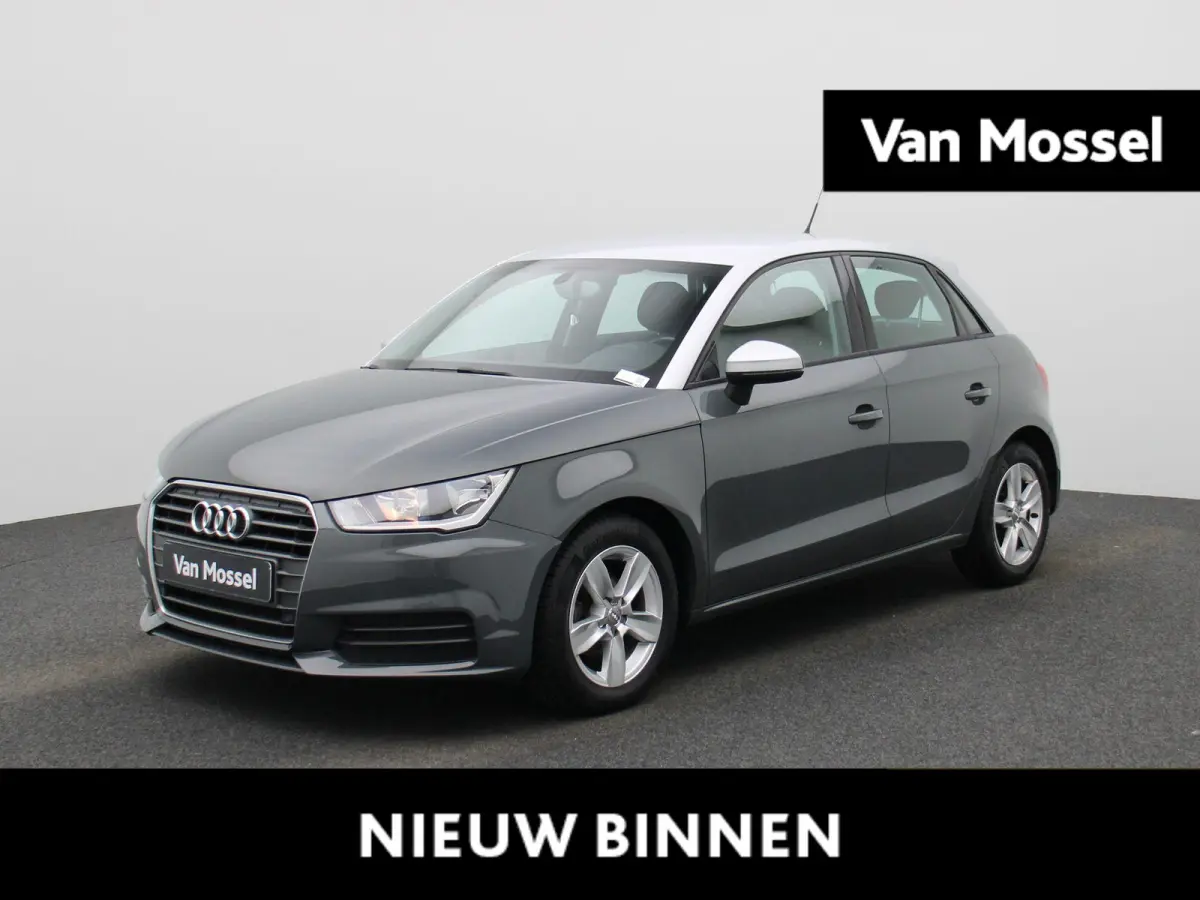 1.0 TFSI | CRUISE CONTROL | PARKEERSENSOREN V+A | LMV | NAVIGATIE |