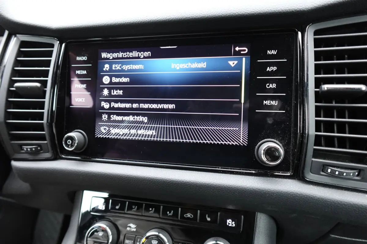 1.5 TSI Sportline Edition Plus PANO CAM MEMORY