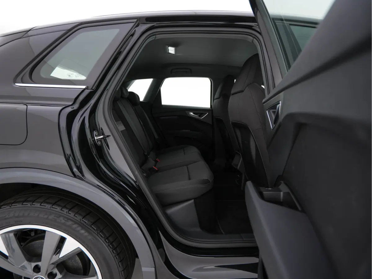 35 Advanced Edition 55 kWh {SoH-88%} (INCL-BTW) Aut. *NAVI-FULLMAP | MATRIX-LED | KEYLESS | AUDI-SOUND |  DIGI-COCKPIT | DAB | CARPLAY | HEATED-SPORTSEATS | CRUISE | 19''ALU*