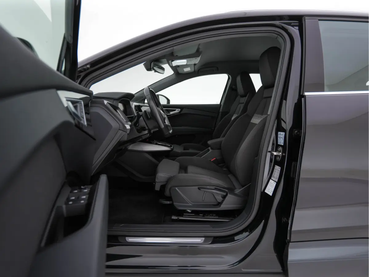 35 Advanced Edition 55 kWh {SoH-88%} (INCL-BTW) Aut. *NAVI-FULLMAP | MATRIX-LED | KEYLESS | AUDI-SOUND |  DIGI-COCKPIT | DAB | CARPLAY | HEATED-SPORTSEATS | CRUISE | 19''ALU*