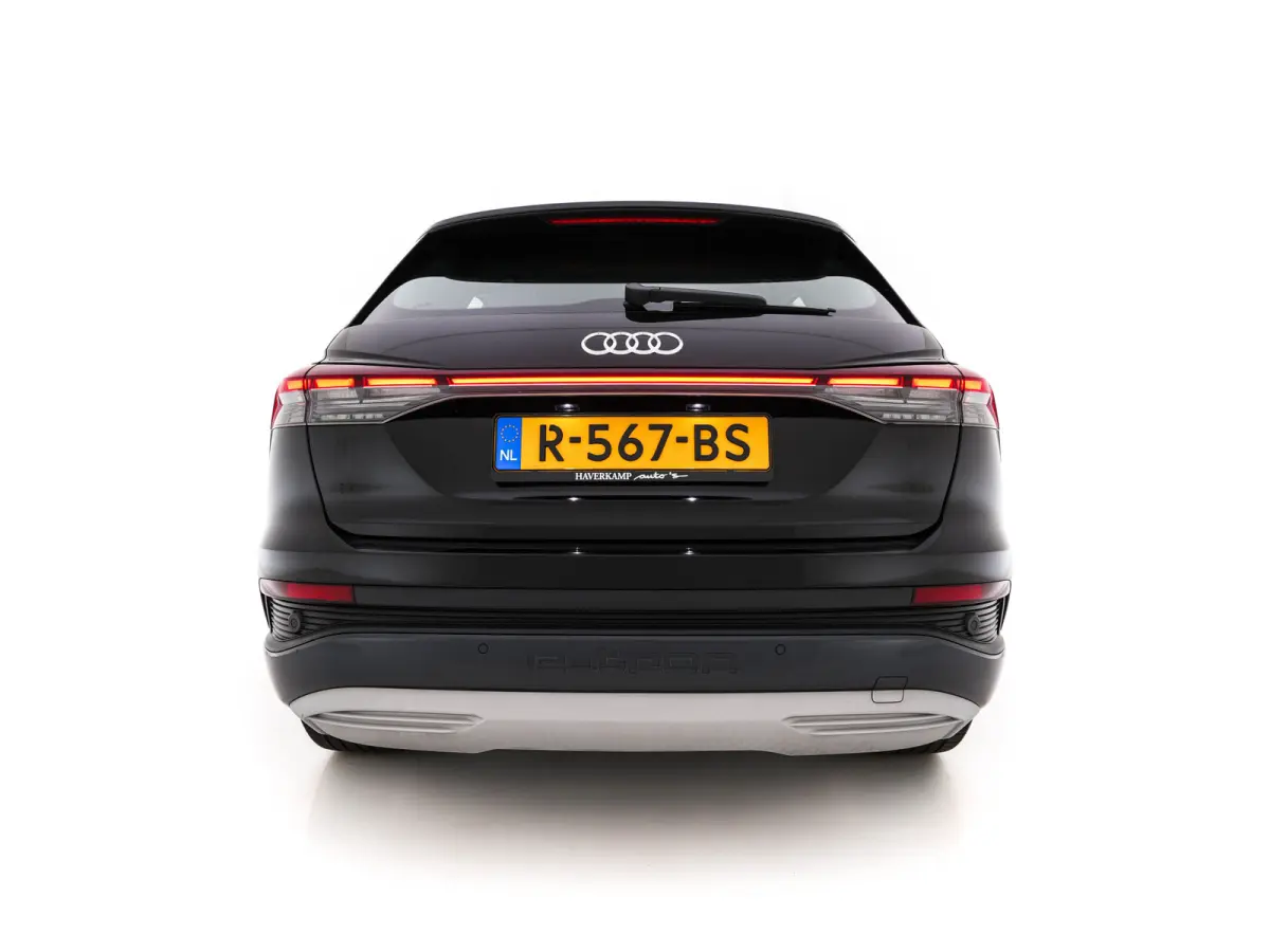 35 Advanced Edition 55 kWh {SoH-88%} (INCL-BTW) Aut. *NAVI-FULLMAP | MATRIX-LED | KEYLESS | AUDI-SOUND |  DIGI-COCKPIT | DAB | CARPLAY | HEATED-SPORTSEATS | CRUISE | 19''ALU*