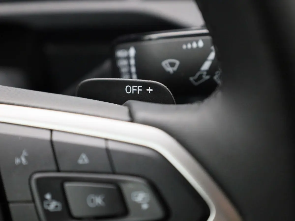 1.5 TSI Hybride Limited Edition 115PK | Automaat | Multifuntioneel Stuurwiel | Adaptive Cruise Control | Digital Cockpit Pro | DAB+ | Apple/Android Carplay | Navigatie |  Parkeerhulp vóór 