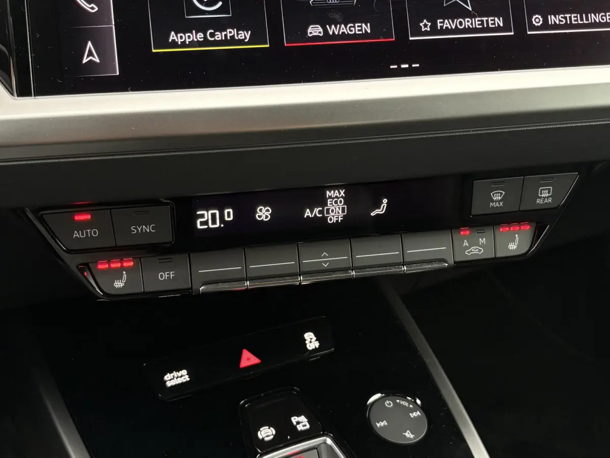 40 77 KWh 204pk Advanced Edition Sport TREKHAAK/1E EIG/NL-AUTO/SOH 96,1%