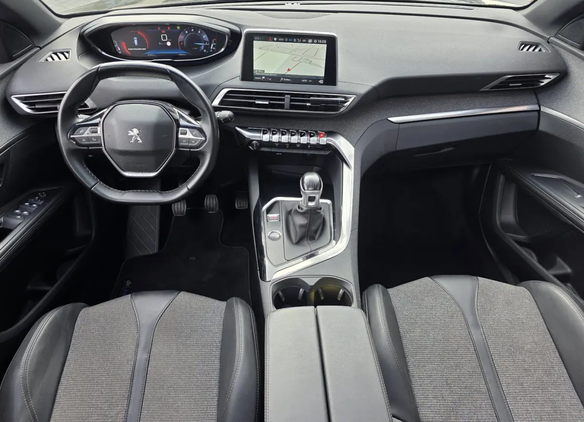 1.2 PureTech GT-Line | PANO | CAMERA | 7 PERSOONS