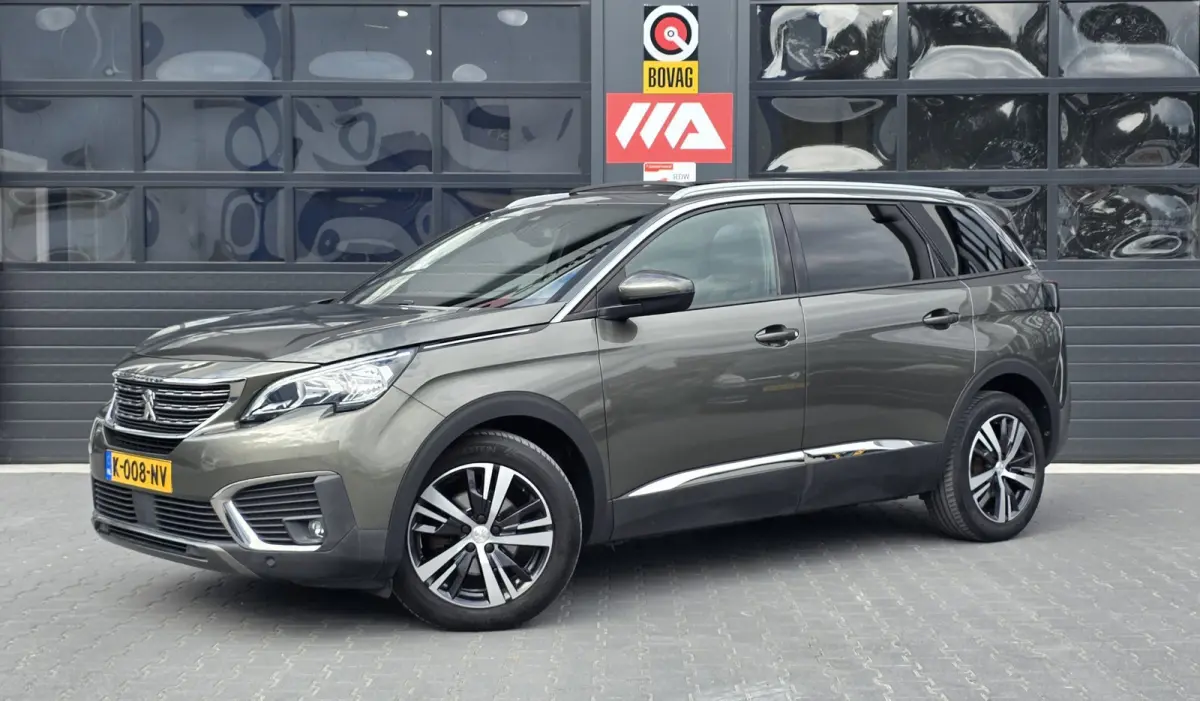 1.2 PureTech GT-Line | PANO | CAMERA | 7 PERSOONS